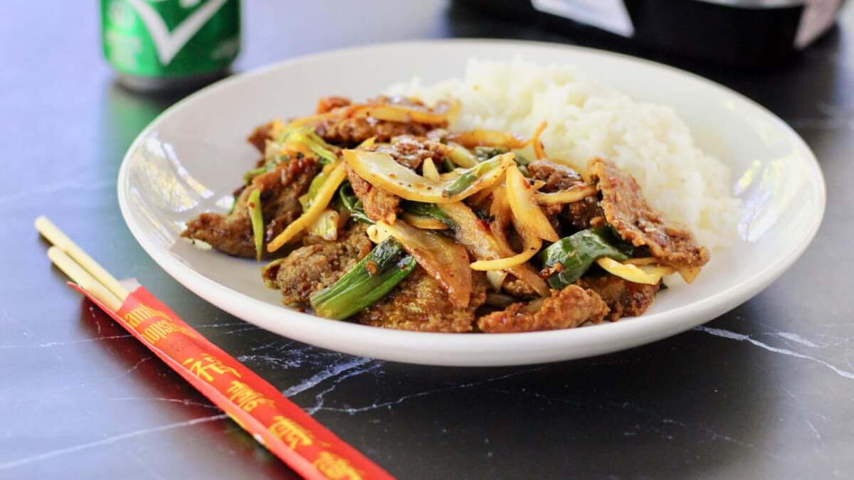 Chinese Soup: The Perfect Starter for a Light Meal